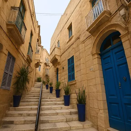 Traditional Maltese Family Townhouse - * Cospicua