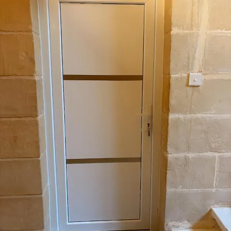 Traditional Maltese Family Townhouse - بيت للعطل *