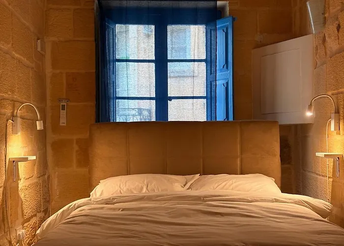 Traditional Maltese Family Townhouse - Feriehus Cospicua