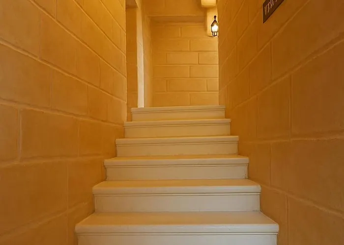 Traditional Maltese Family Townhouse - * Cospicua