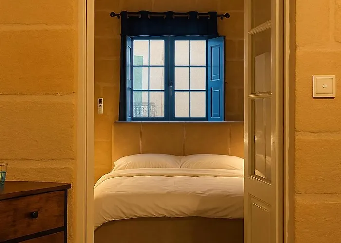 Feriehus Traditional Maltese Family Townhouse -