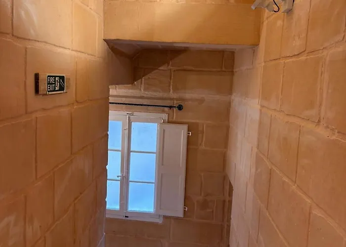 Feriehus Traditional Maltese Family Townhouse - *