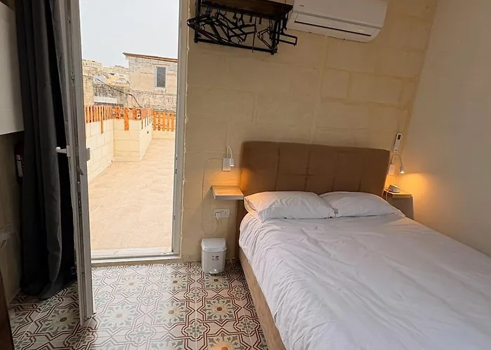 Traditional Maltese Family Townhouse - Feriehus