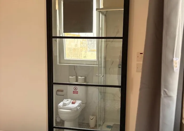 Feriehus Traditional Maltese Family Townhouse - *